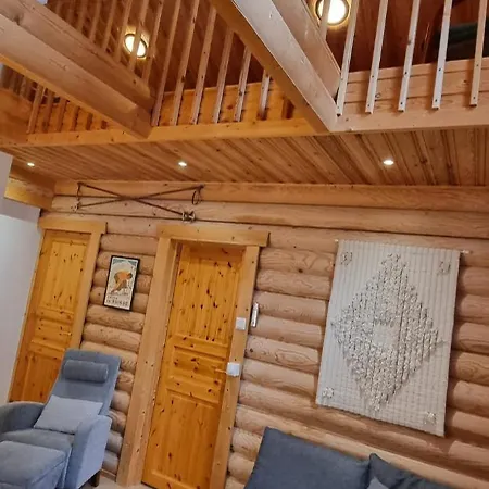 Hovimaeenraitti 5a Tahkovuori