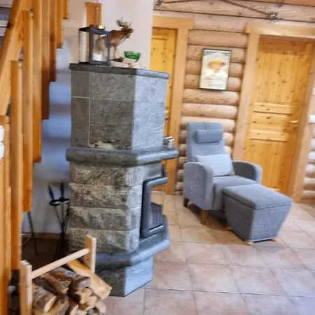 Apartment Hovimaeenraitti 5a