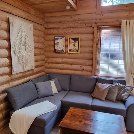 Hovimaeenraitti 5a Tahkovuori