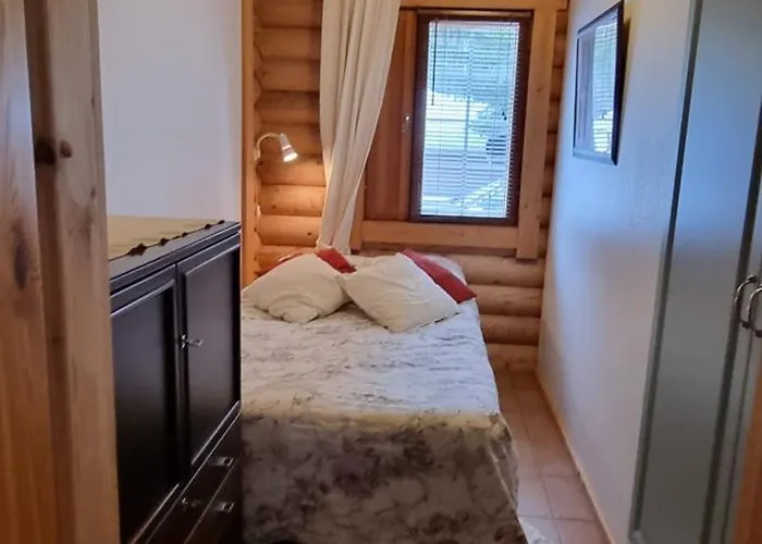 Διαμέρισμα Hovimaeenraitti 5a *